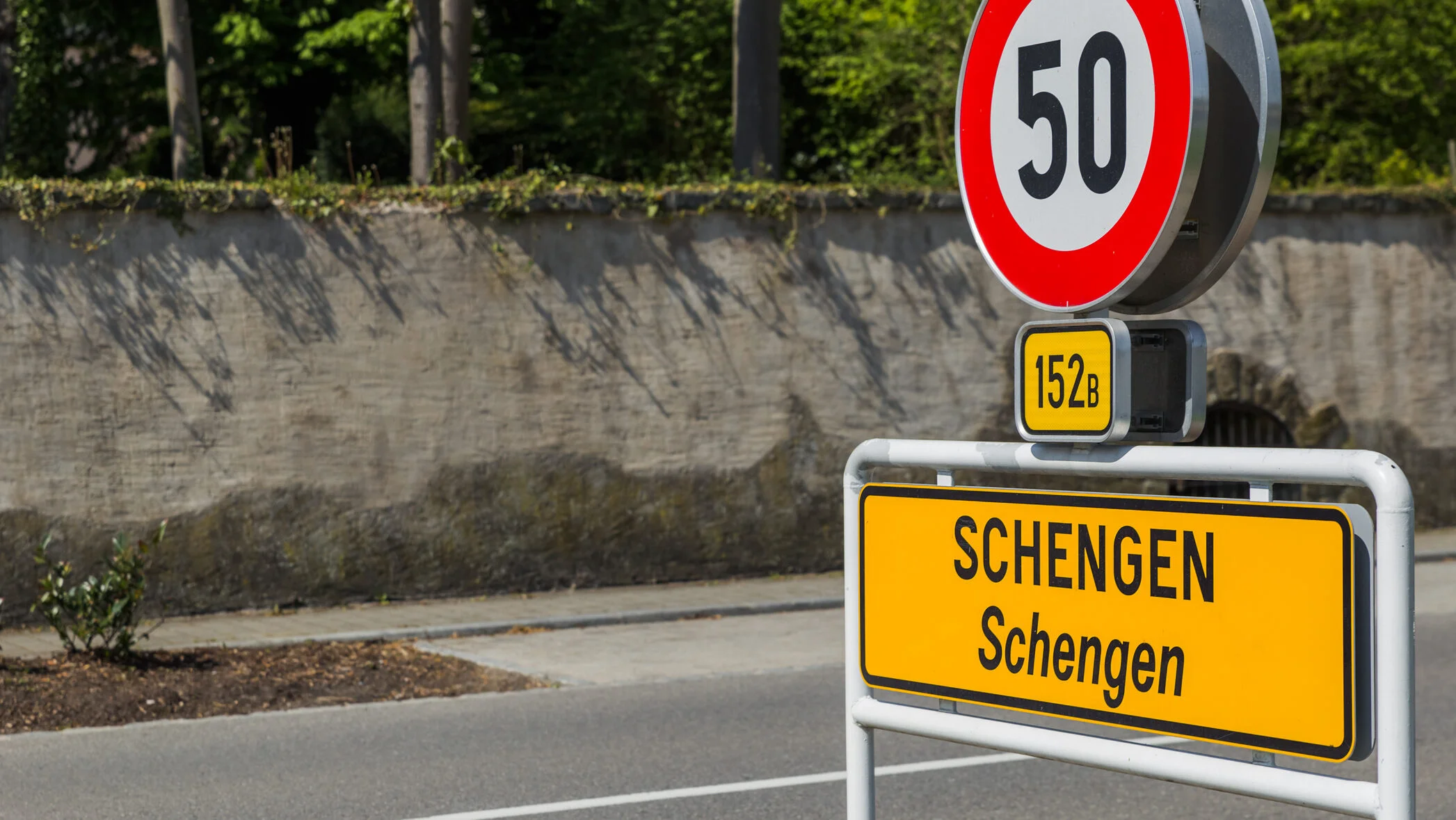 Schengen, Comisia Europeană