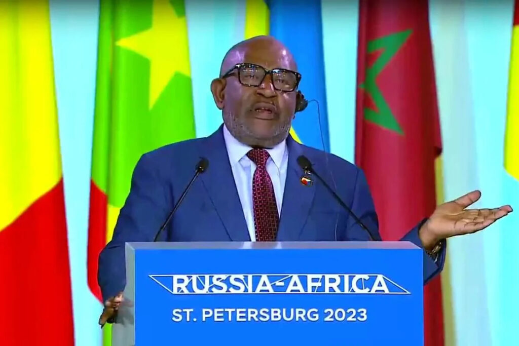 Liderii africani îl sfidează pe Putin la el acasă. Cadourile nu i-au impresionat