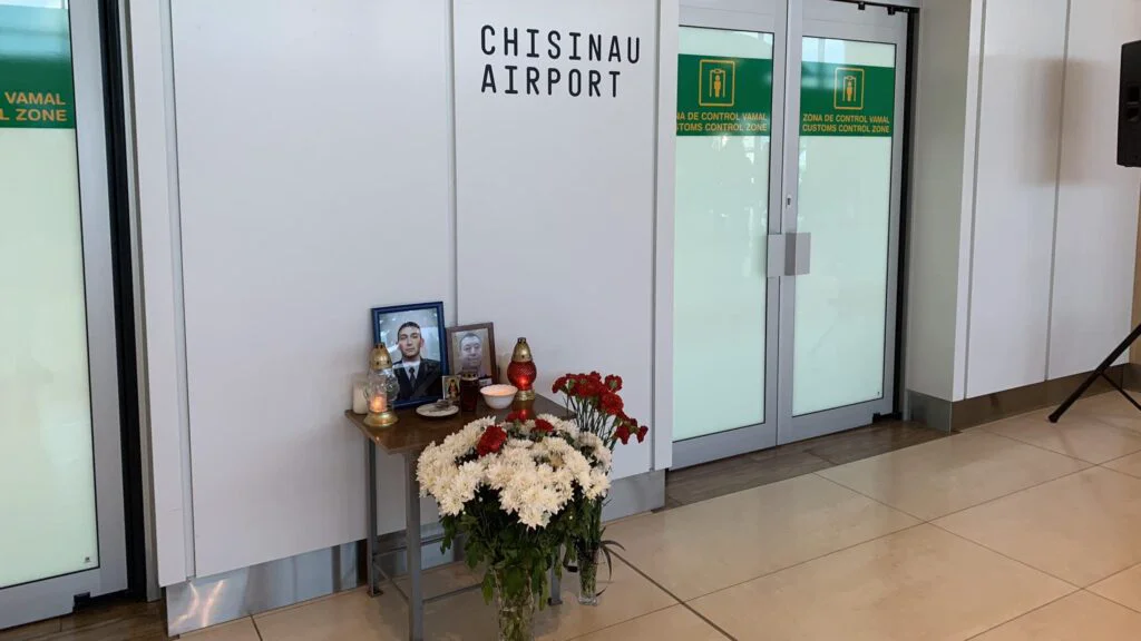 Discuția dintre atacatorul de pe Aeroportul din Chișinău și mama sa