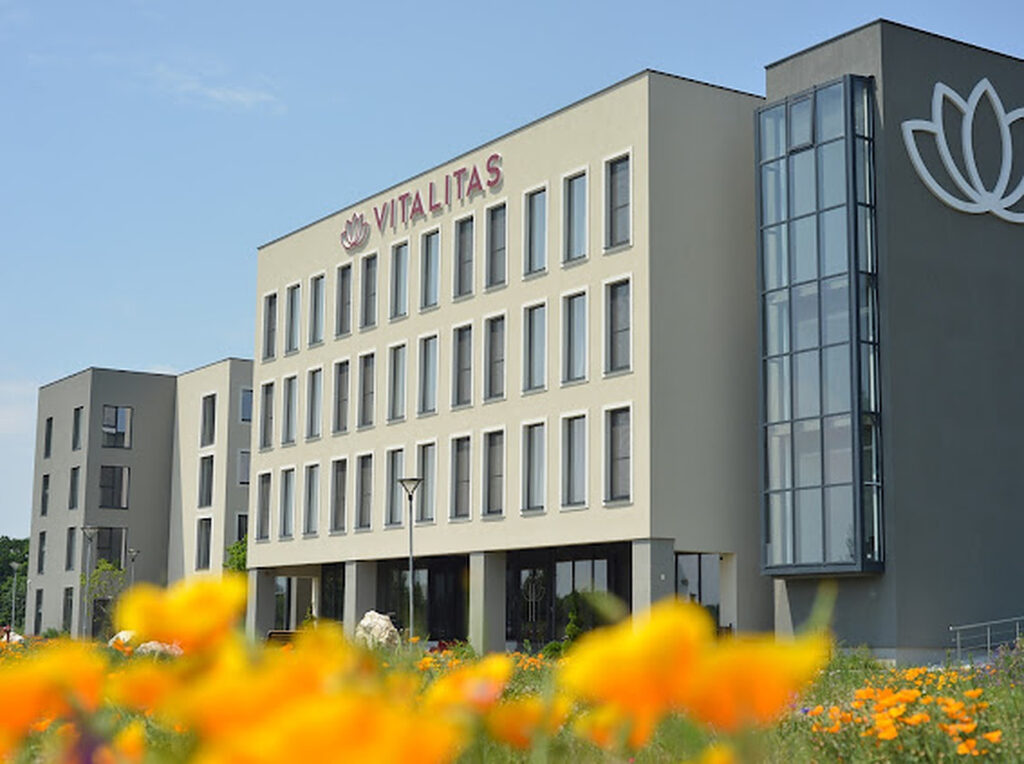 Nu există doar ”azilele groazei” în Ilfov. VITALITAS, servicii de 5* în cel mai mare ”hotel pentru seniori” din Europa de Est