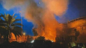 Ambasada Suediei la Bagdad, luată cu asalt şi incendiată din cauza arderii Coranului
