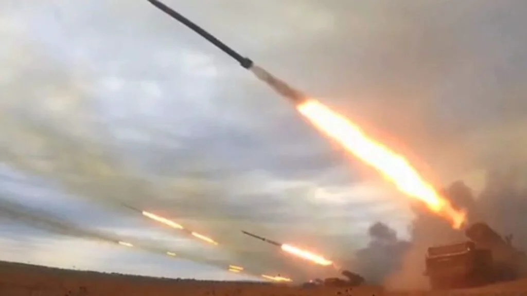 Rusia utilizează rachete de croazieră pentru a păcăli apărarea aeriană ucraineană