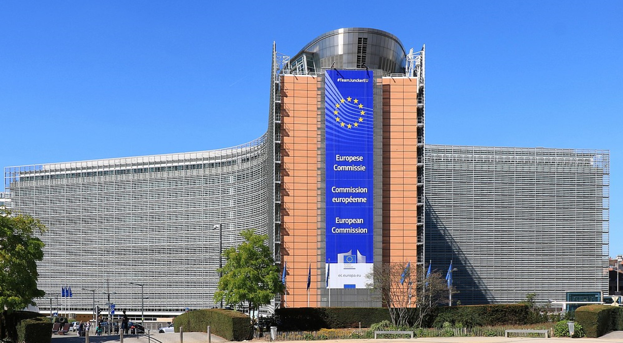 Comisia Europeana va aloca 3 miliarde de euro pentru dezvoltarea instalațiilor de energie eoliană