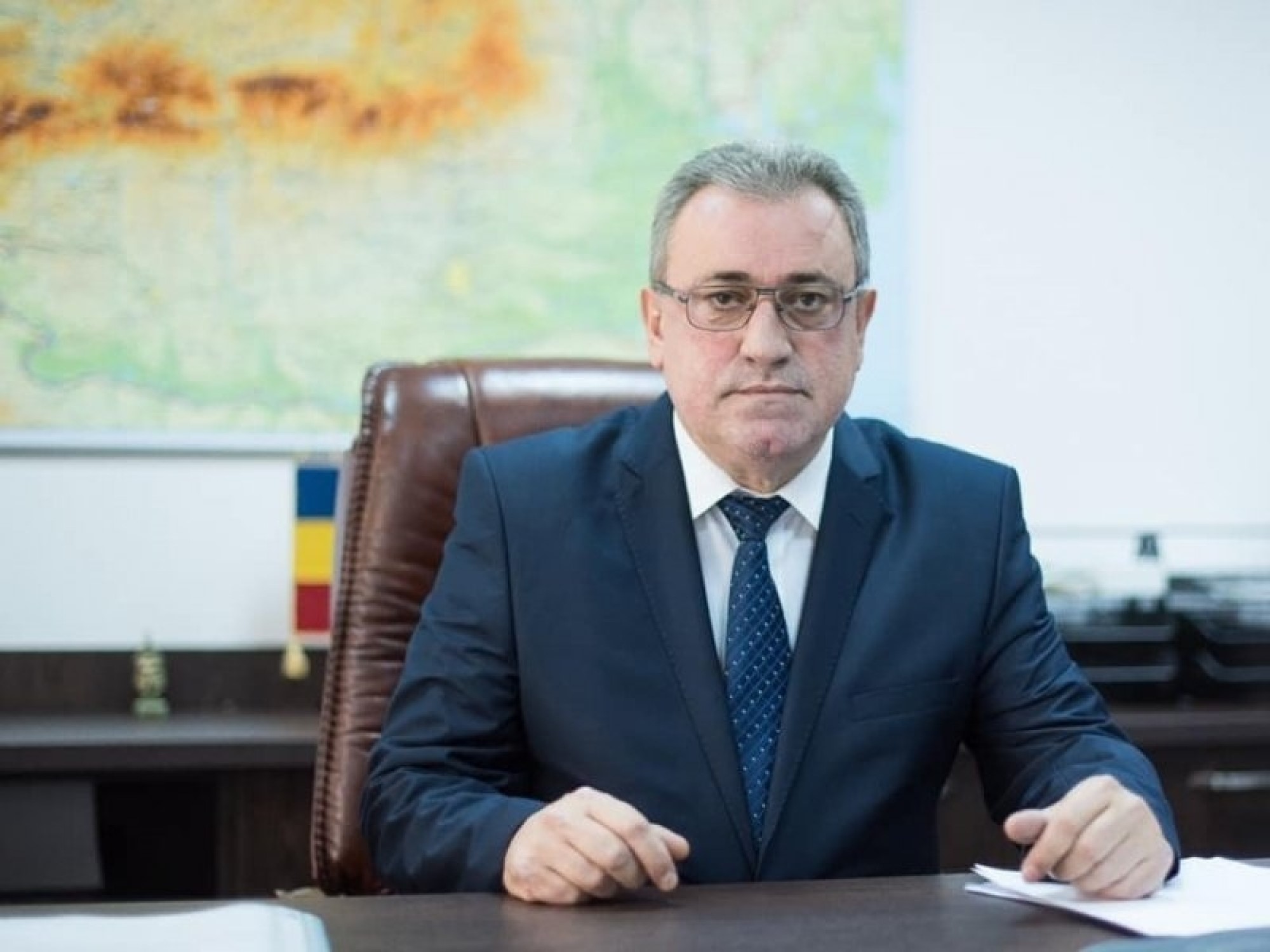 Deputatul PSD Gheorghe Simon la birou