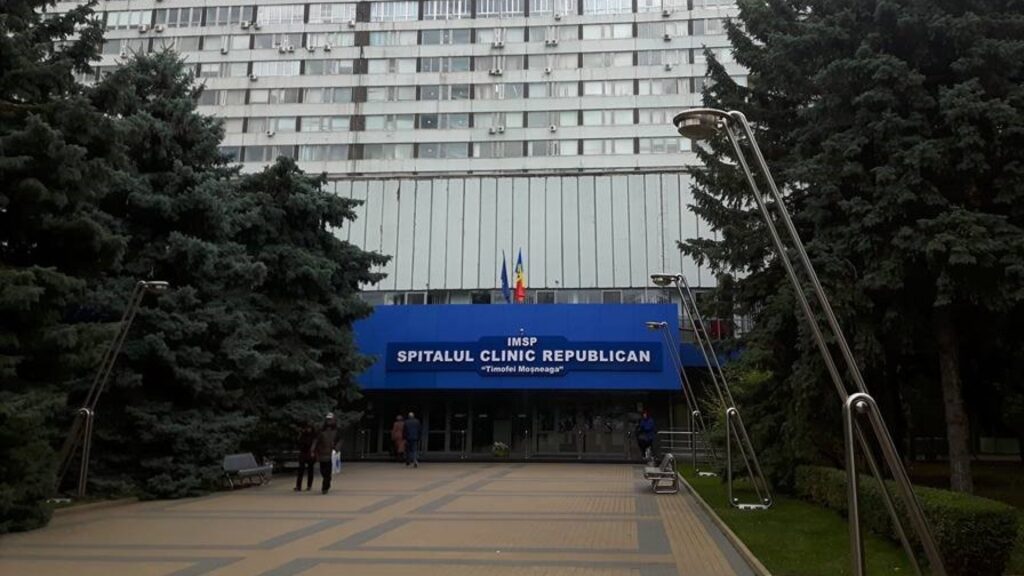 Ce a pățit medicul din Chișinău care a certat o pacientă că nu vorbește românește