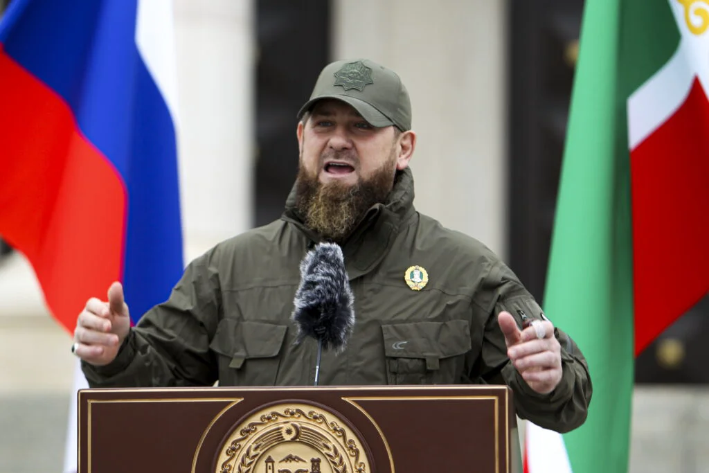 Liderul cecen Ramzan Kadîrov, grav bolnav. Kremlinul caută un înlocuitor
