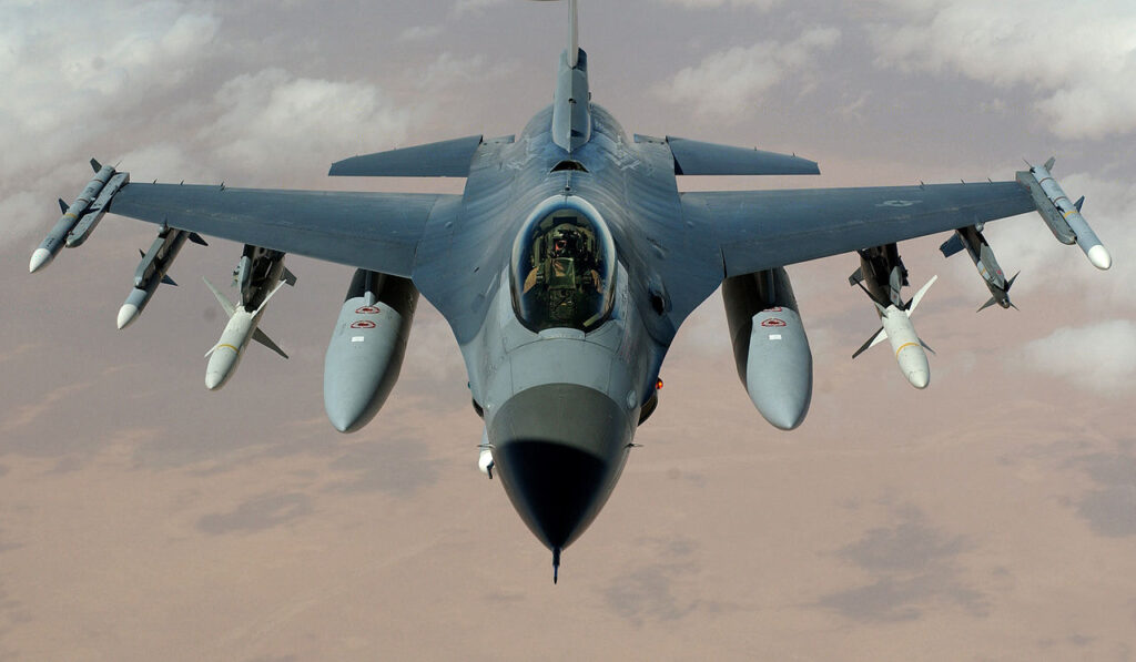Belgia nu mai trimite F-16 în Ucraina