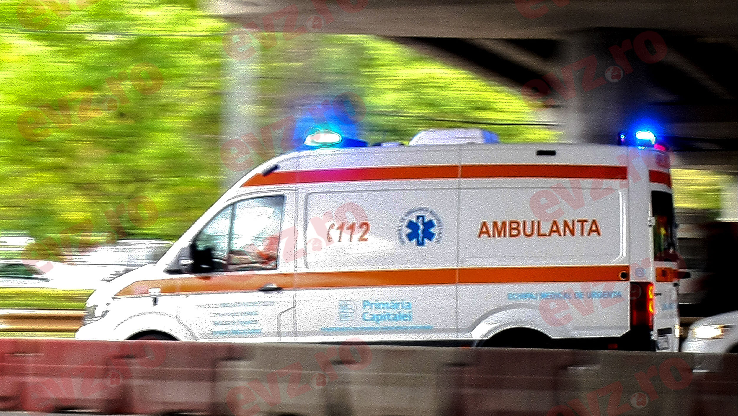 Accident grav cu o ambulanță implicată