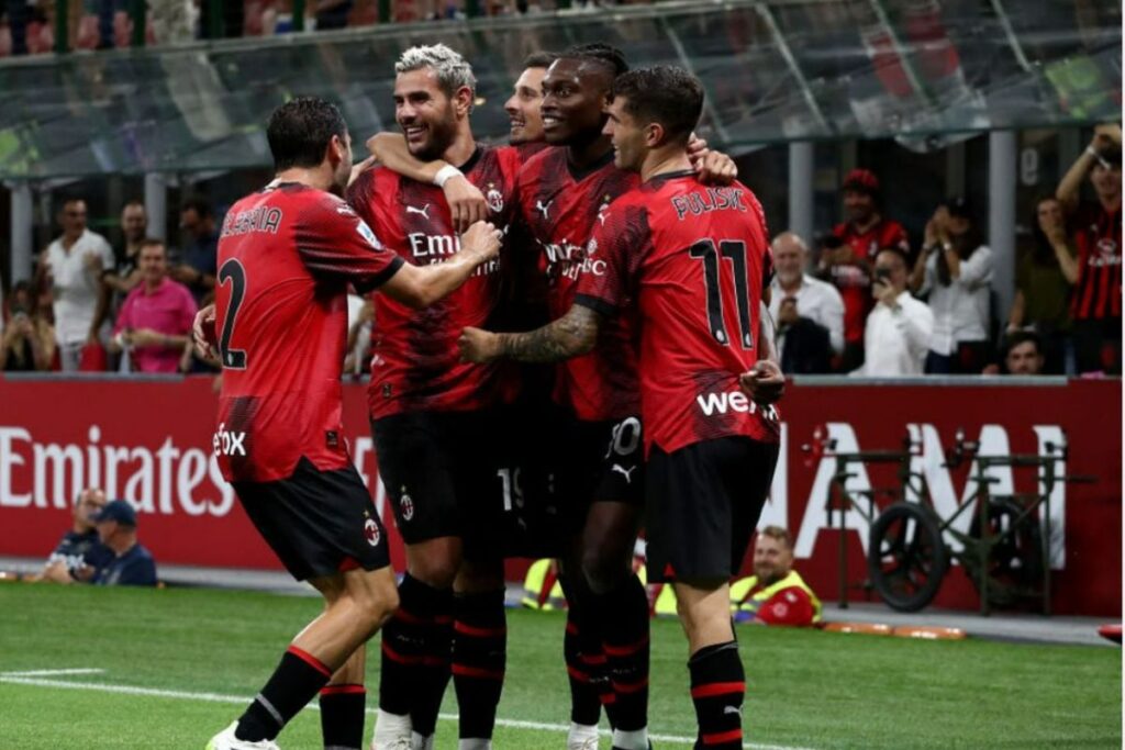 AC Milan, lider în Seria A. Roma lui Mourinho, învinsă categoric