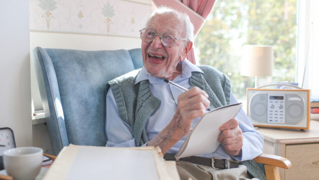 Cum să ajungi la 111 ani. Secretul longevității, după cel mai bătrân britanic