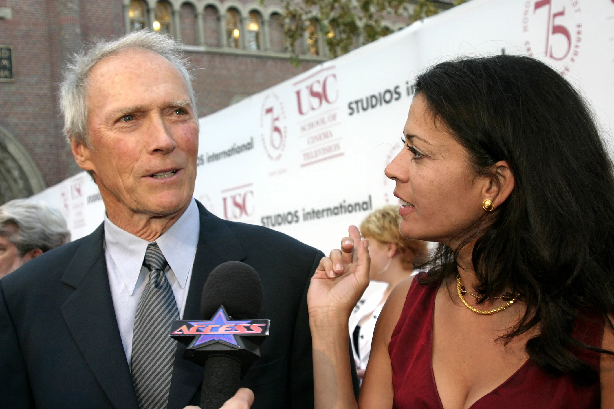 Clint Eastwood și Dina Ruiz