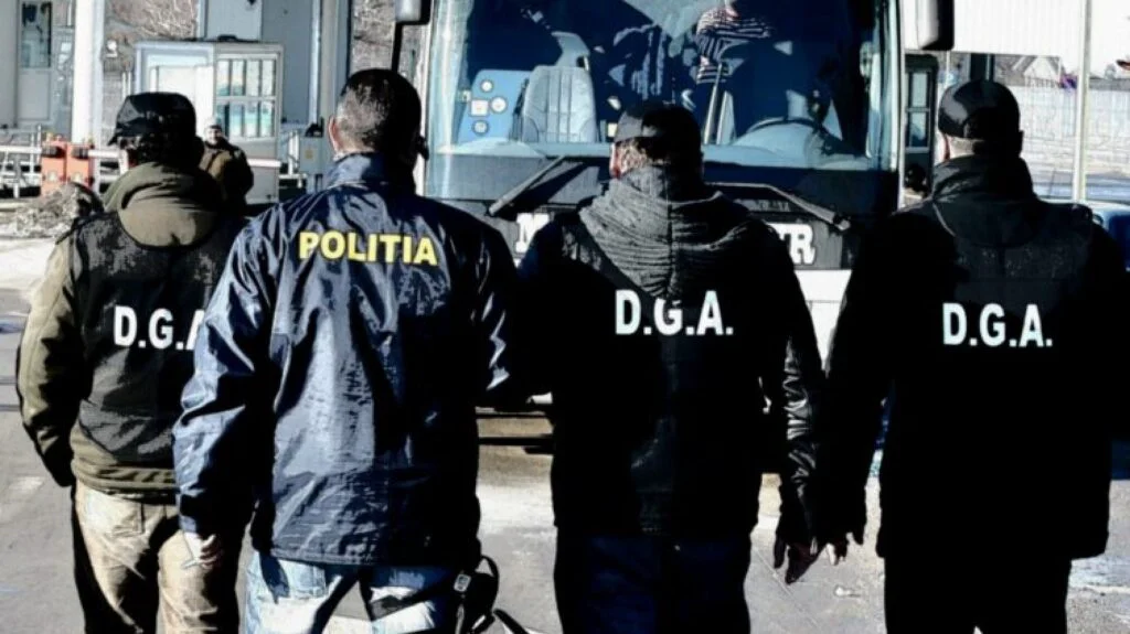 Ofițer din Poliție, reţinut pentru favorizarea grupării infracționale „Mîrza”