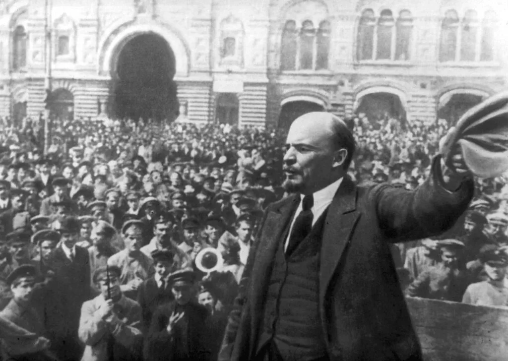 Cine a încercat să-l lichideze pe Lenin în plin Război Civil în Rusia Sovietică