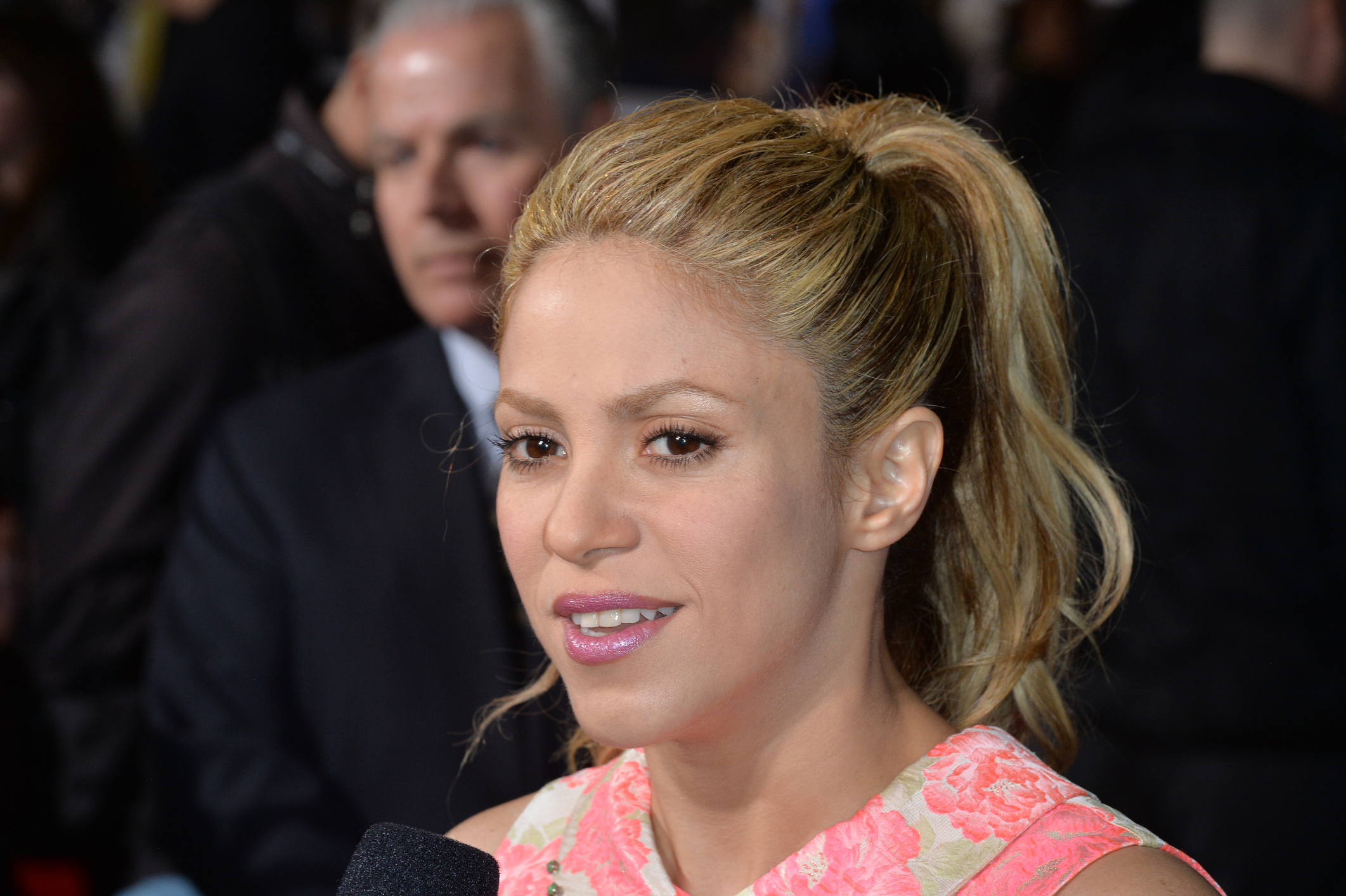 Shakira, Pique'den boşandı ve başı artık kanunla dertte
