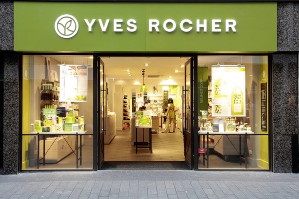 Yves Roches va închide magazinele din Germania, Austria și Elveția.