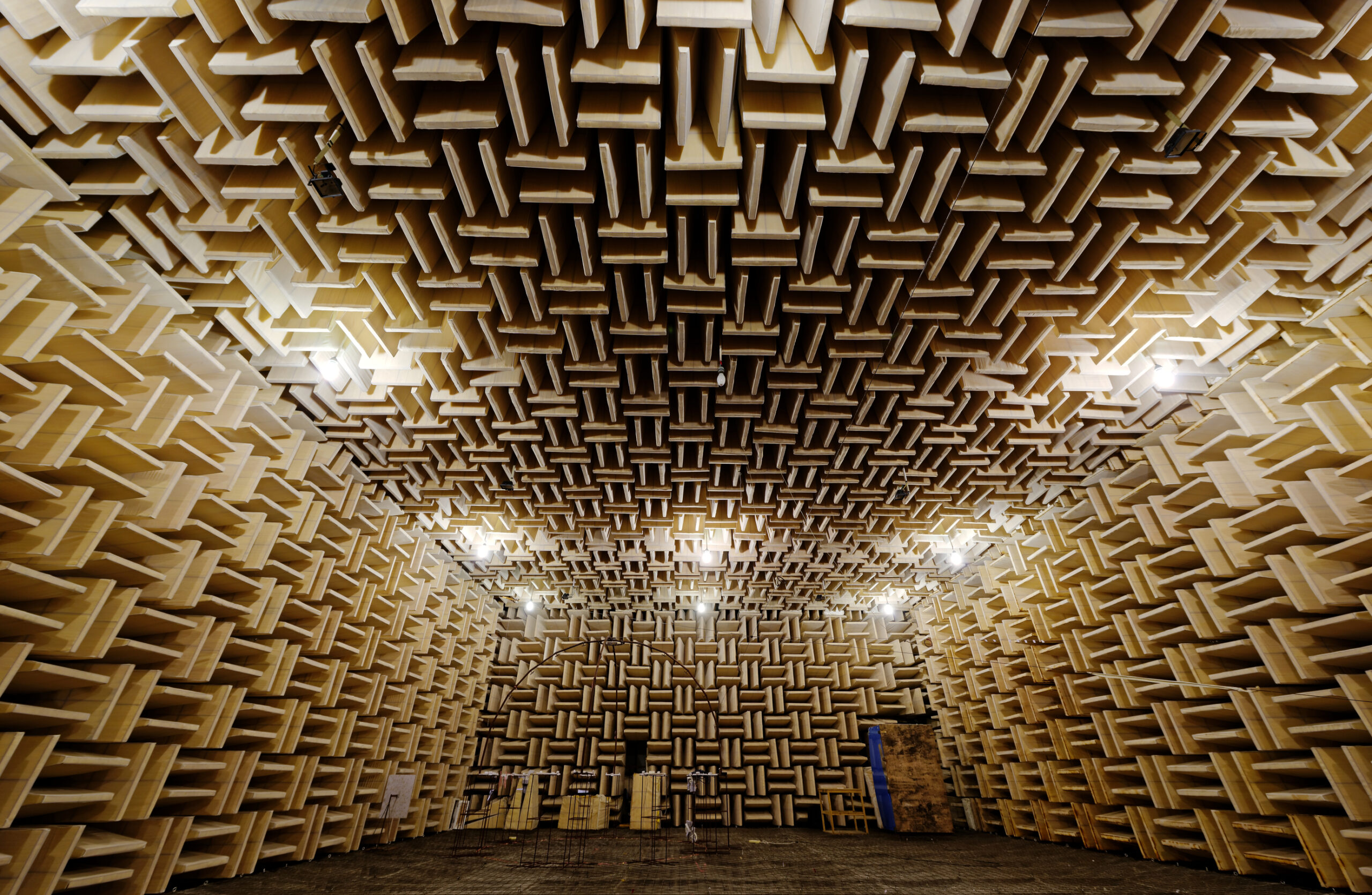 The Quietest Place in the World: Discover the Anechoic Chamber at Microsoft’s Headquarters and its Impact on Technology