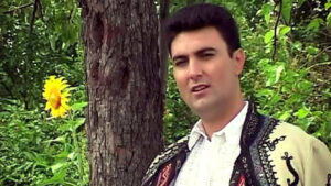 Scandal în folclorul românesc. Constantin Măgureanu și-ar fi țepuit un apropiat