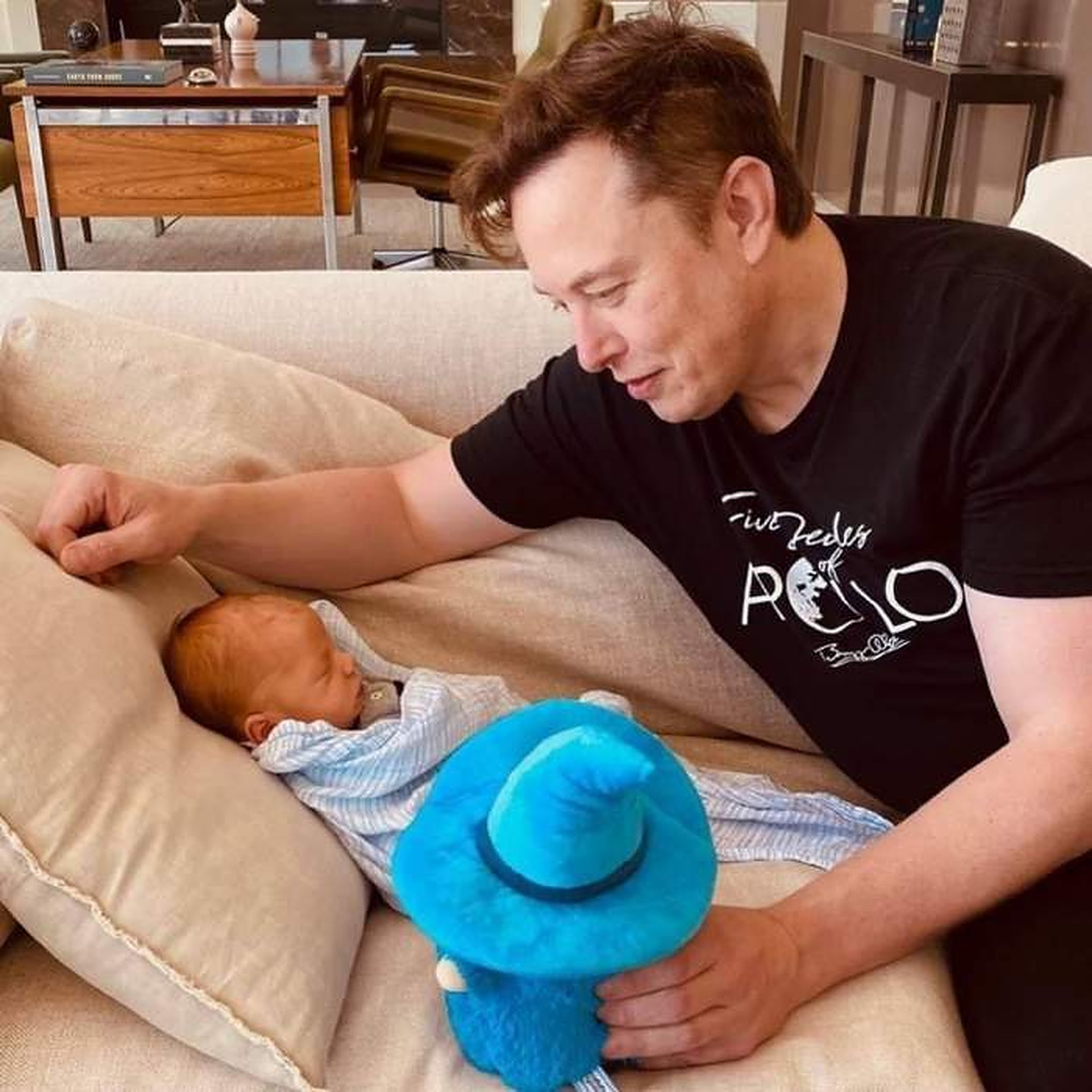 Elon Musk, tată pentru a zecea oară. I-a pus numele unei particule subatomice