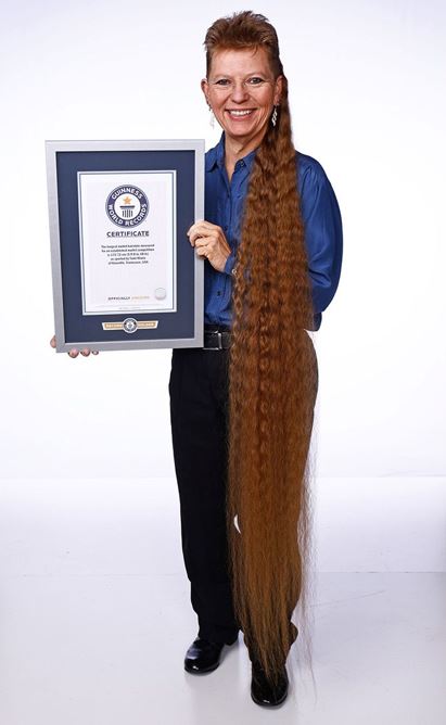 Recordul Guinness pentru cea mai lungă coadă din lume