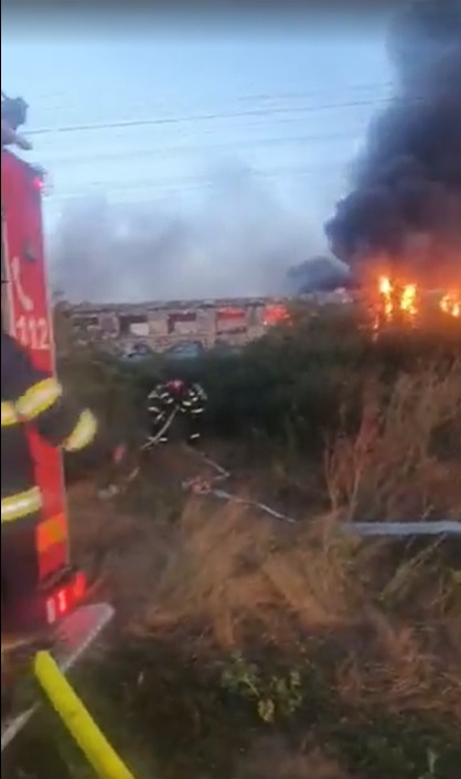Incendiu la un tren CFR Călători care mergea pe ruta Arad - Oradea