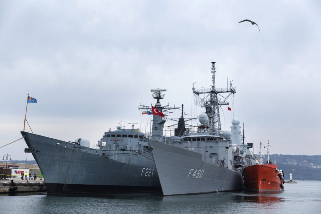 Țările NATO încep exerciții navale de amploare. Vor simula respingerea unui atac rusesc