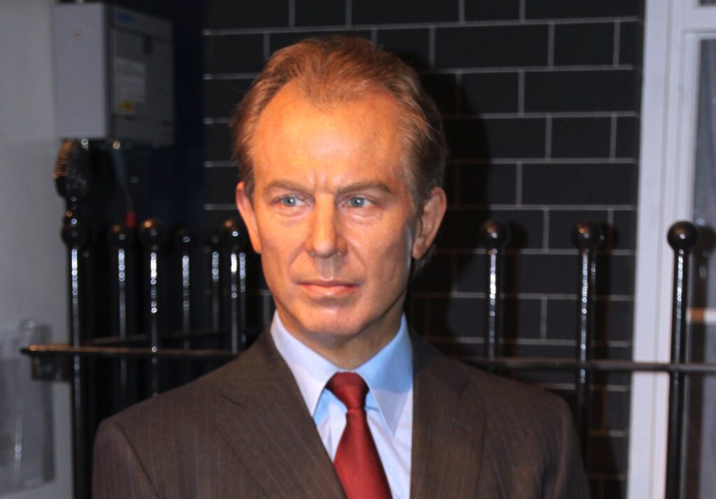 Întoarcerea lui Tony Blair