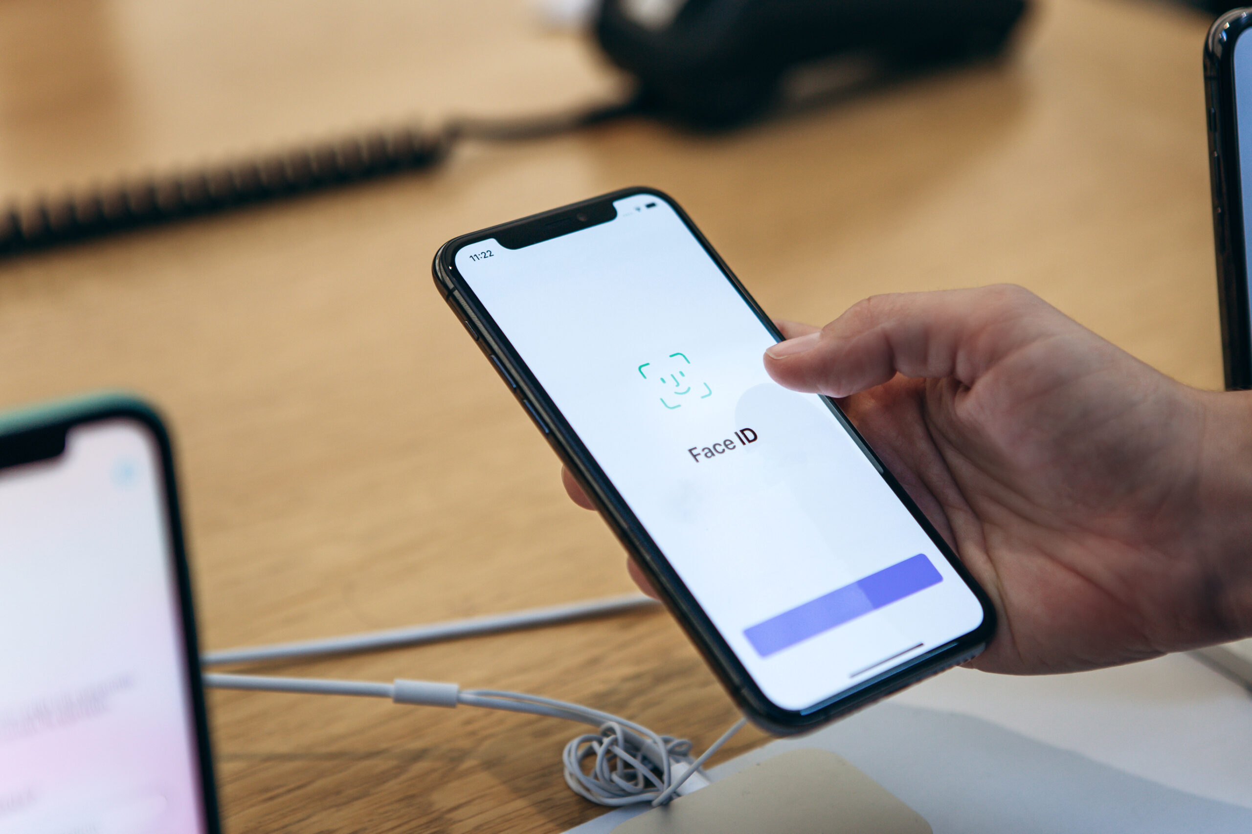 Face ID, autentificare cont