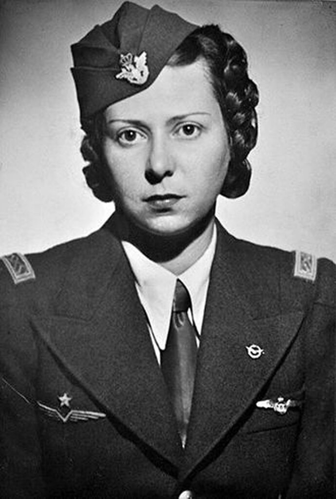 Mariana Drăgescu, asul „Escadrilei Albe” care a luptat pe ambele fronturi ale celui de Al Doilea Război Mondial