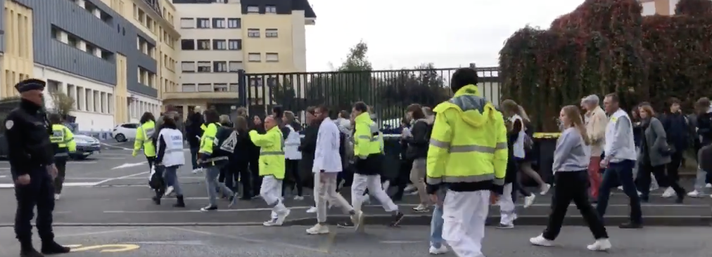 Alertă cu bombă la liceul din nordul Franței unde a avut loc atacul terorist.
