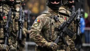 România are nevoie de armată obligatorie. Traian Băsescu: În cazul unei invazii, NATO nu vine de a doua zi