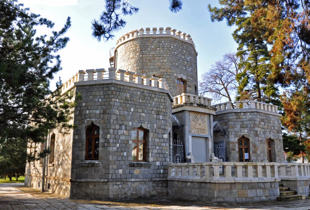 Un castel din centrul țării, unic în lume. Portal între două lumi