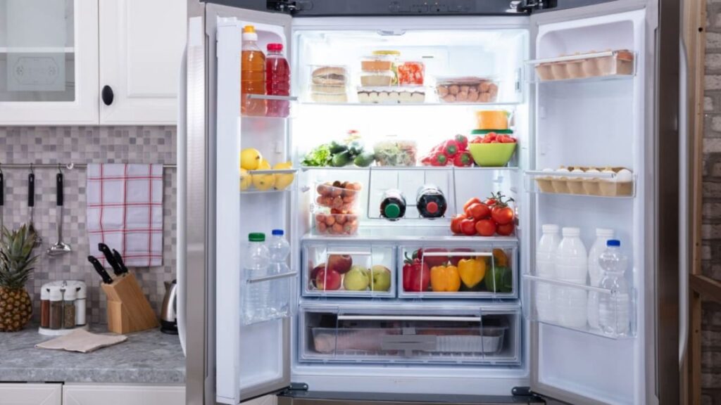 Secretul din frigider care îți permite să te bucuri de alimente un timp îndelungat