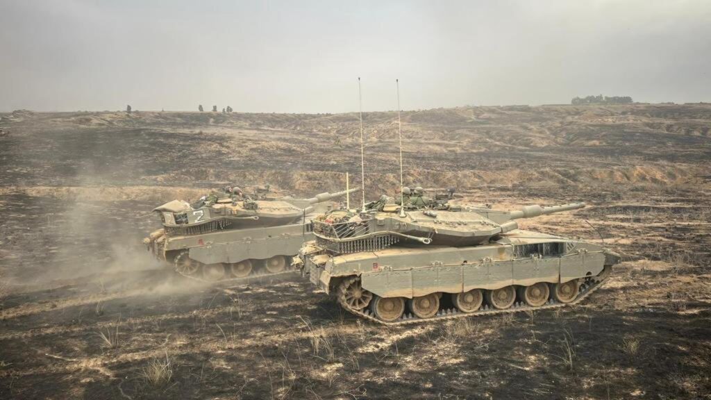 Update. Război în Israel, ziua 15. Concentrări de tancuri în apropiere de Gaza. Tiruri de rachete lansate de Hezbollah în Israel