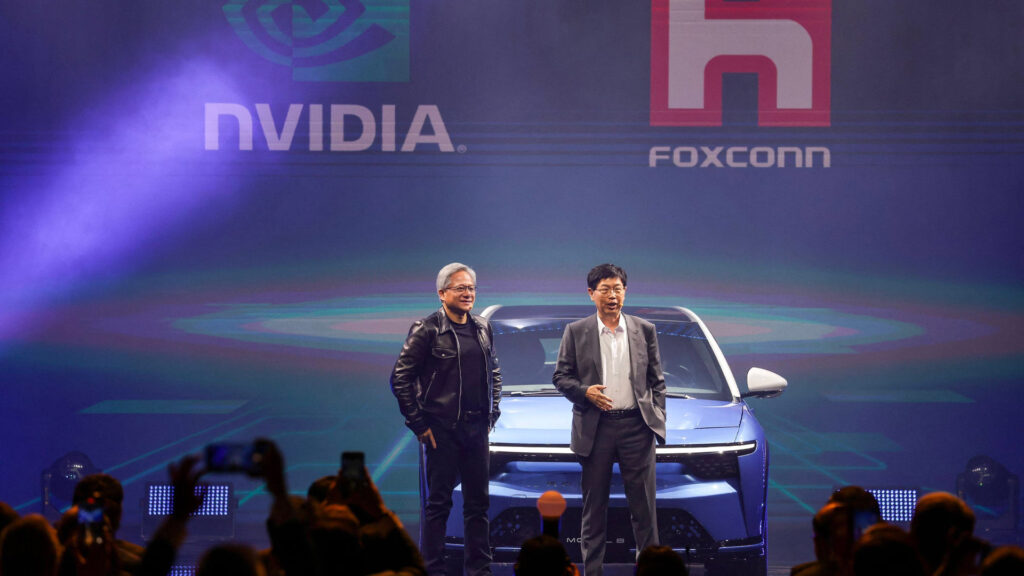 Foxconn și Nvidia au anunțat construirea unor „fabrici de inteligență artificială”