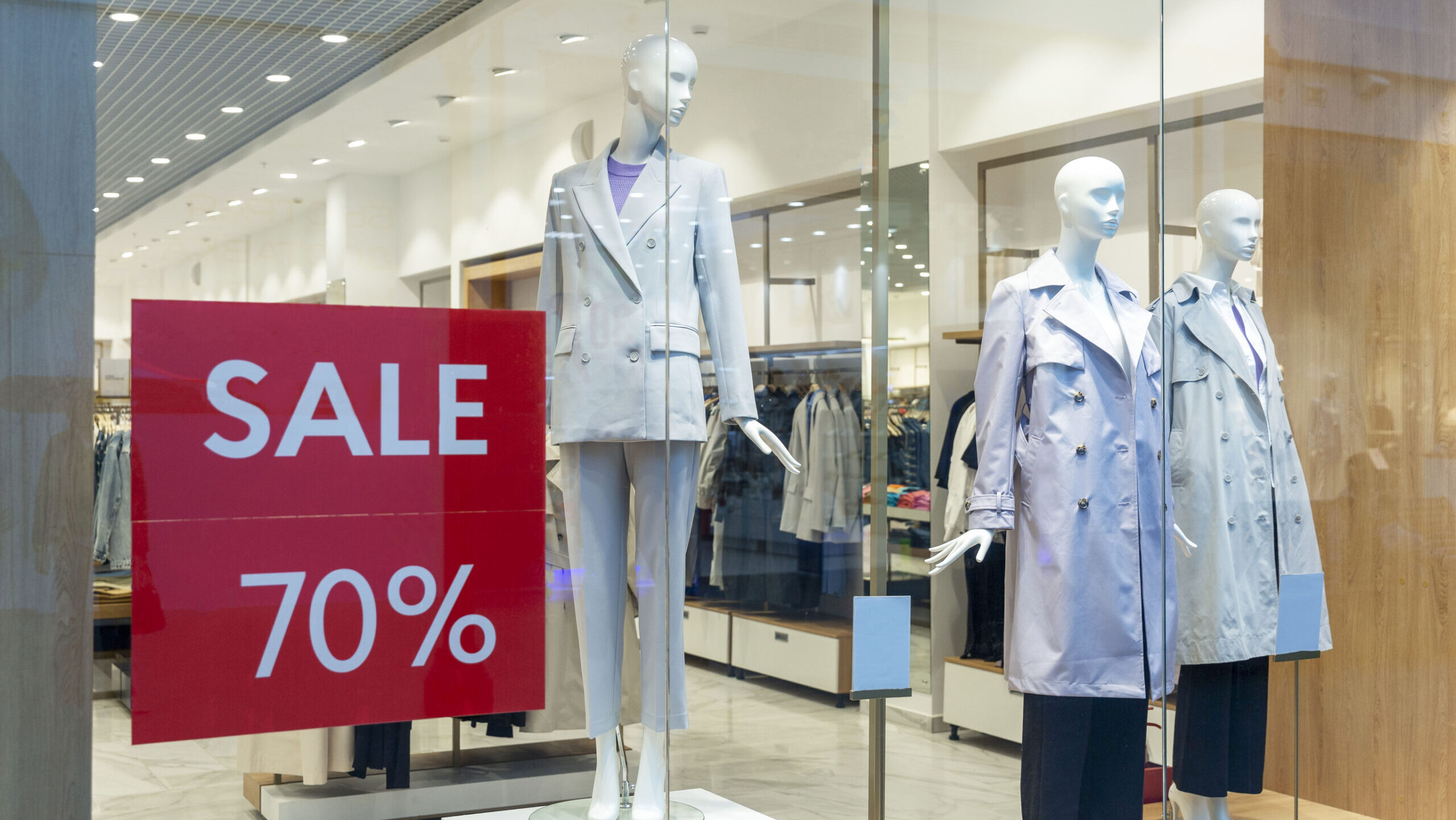 Teoria lui Oreste. De ce sunt marcate reducerile cu etichetă galbenă