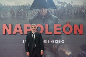 Joaquin Phoenix, în rolul lui Napoleon Bonaparte în cel mai nou film regizat de Ridley Scott