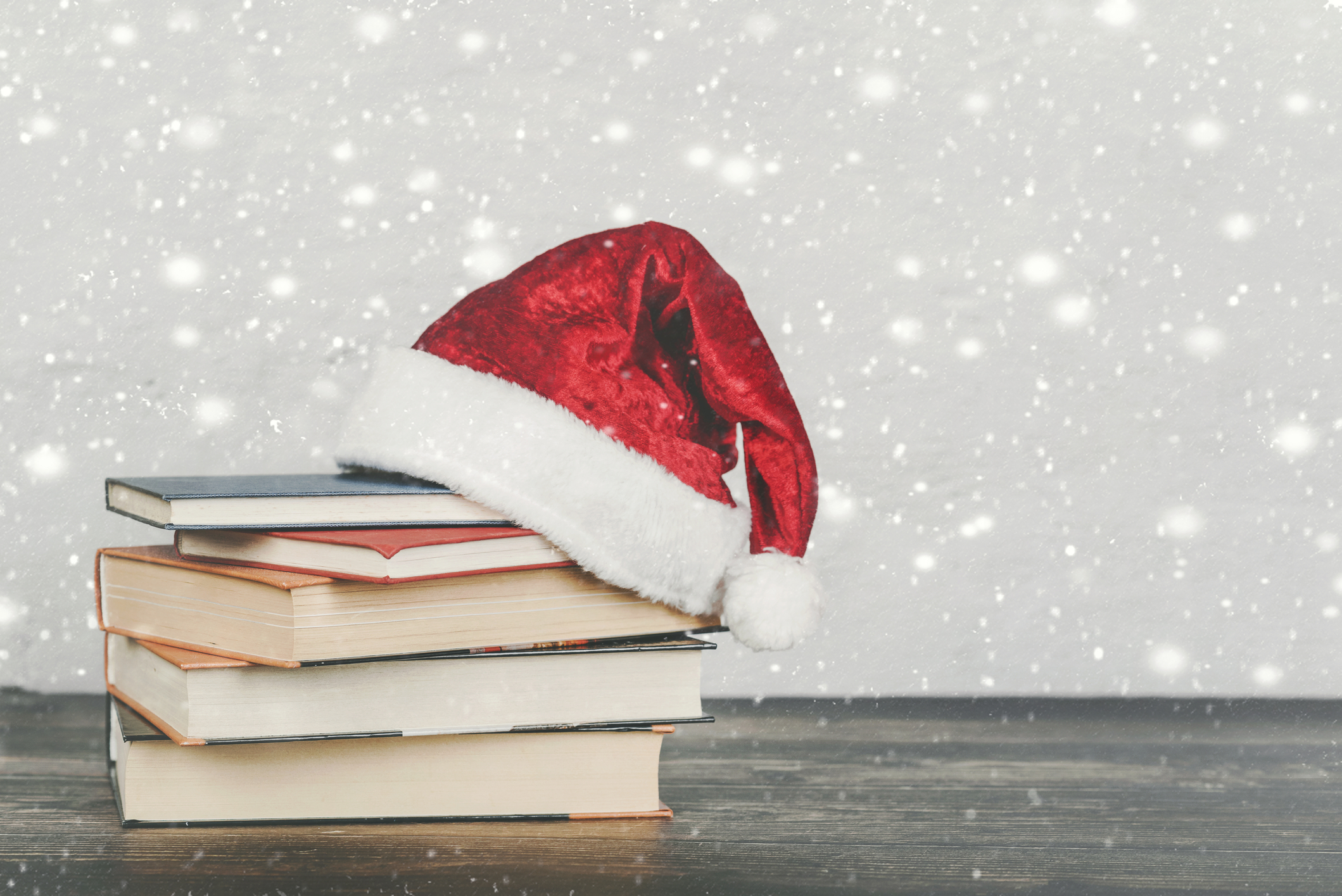 Cărțile devin din ce în ce mai populare printre cadourile de Crăciun