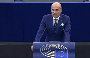„Scenariile” lui Rareș Bogdan. Partidul care nu intră în Parlamentul European. Ce șanse are George Simion