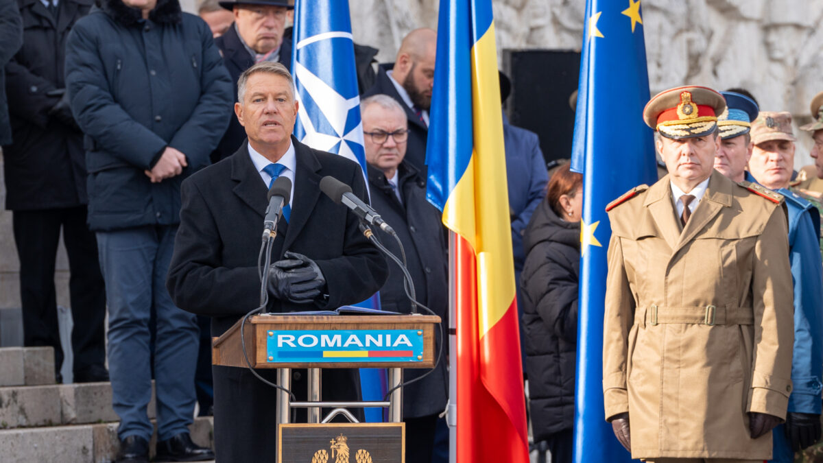 Klaus Iohannis vrea o analiză strategică a apărării, cu ocazia învestirii noului șef de Stat Major