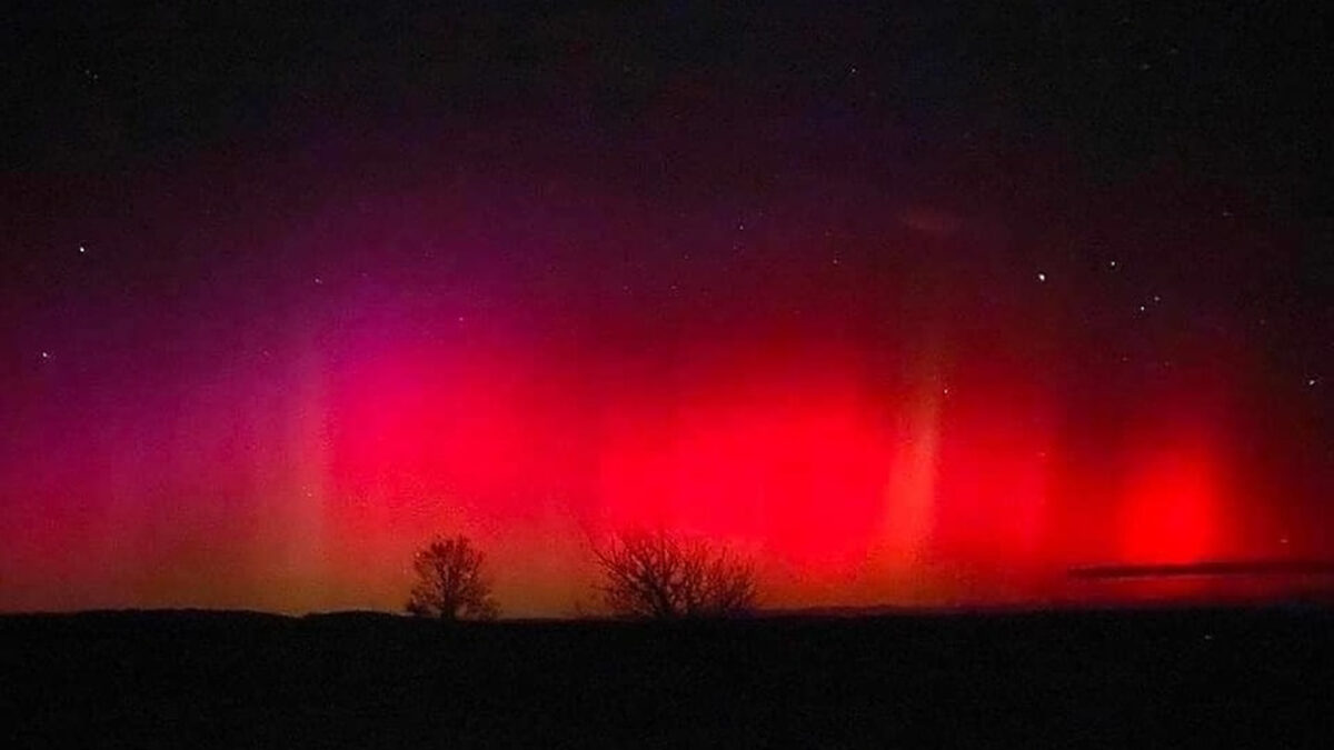 Cum a apărut aurora boreală în România. Imagini spectaculoase