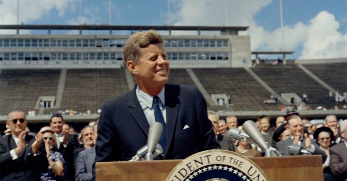 John F. Kennedy, omagiat de familia sa la 60 ani de la tragica asasinare. Nepotul său candidează la președinție