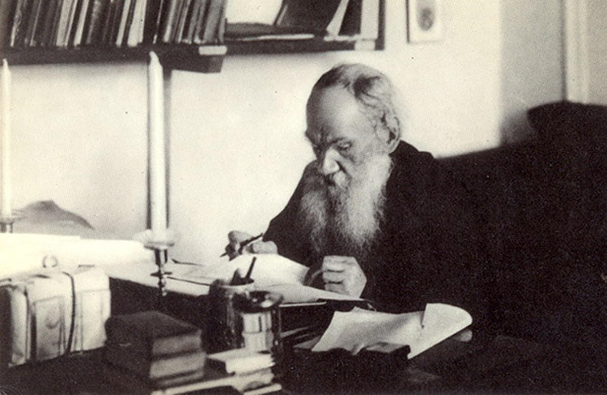 Scriitorul Lev Nicolaevici Tolstoi, un clasic al literaturii ruse. Cum a ajuns să locuiască temporar în Muntenia?