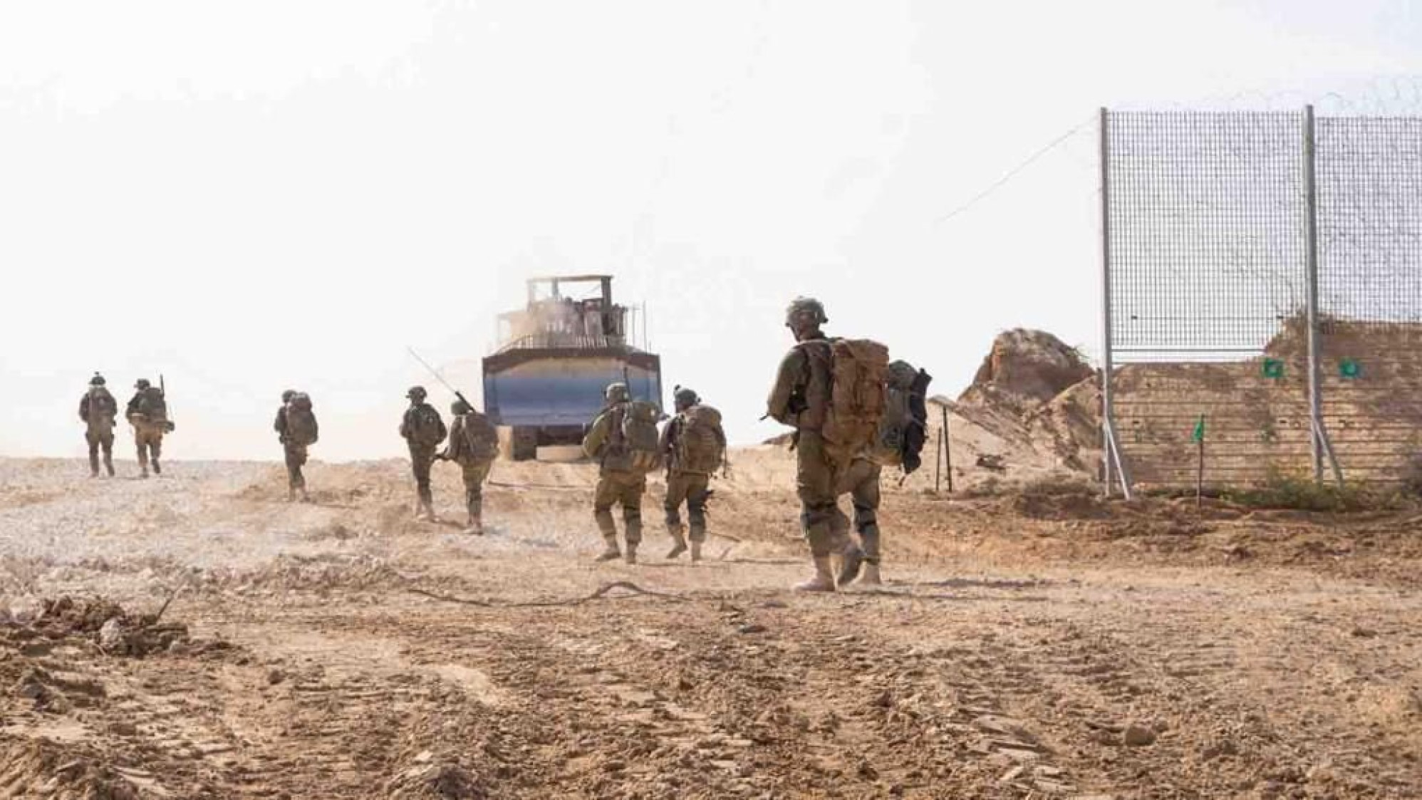 Armata israeliană continuă ofensiva în Gaza