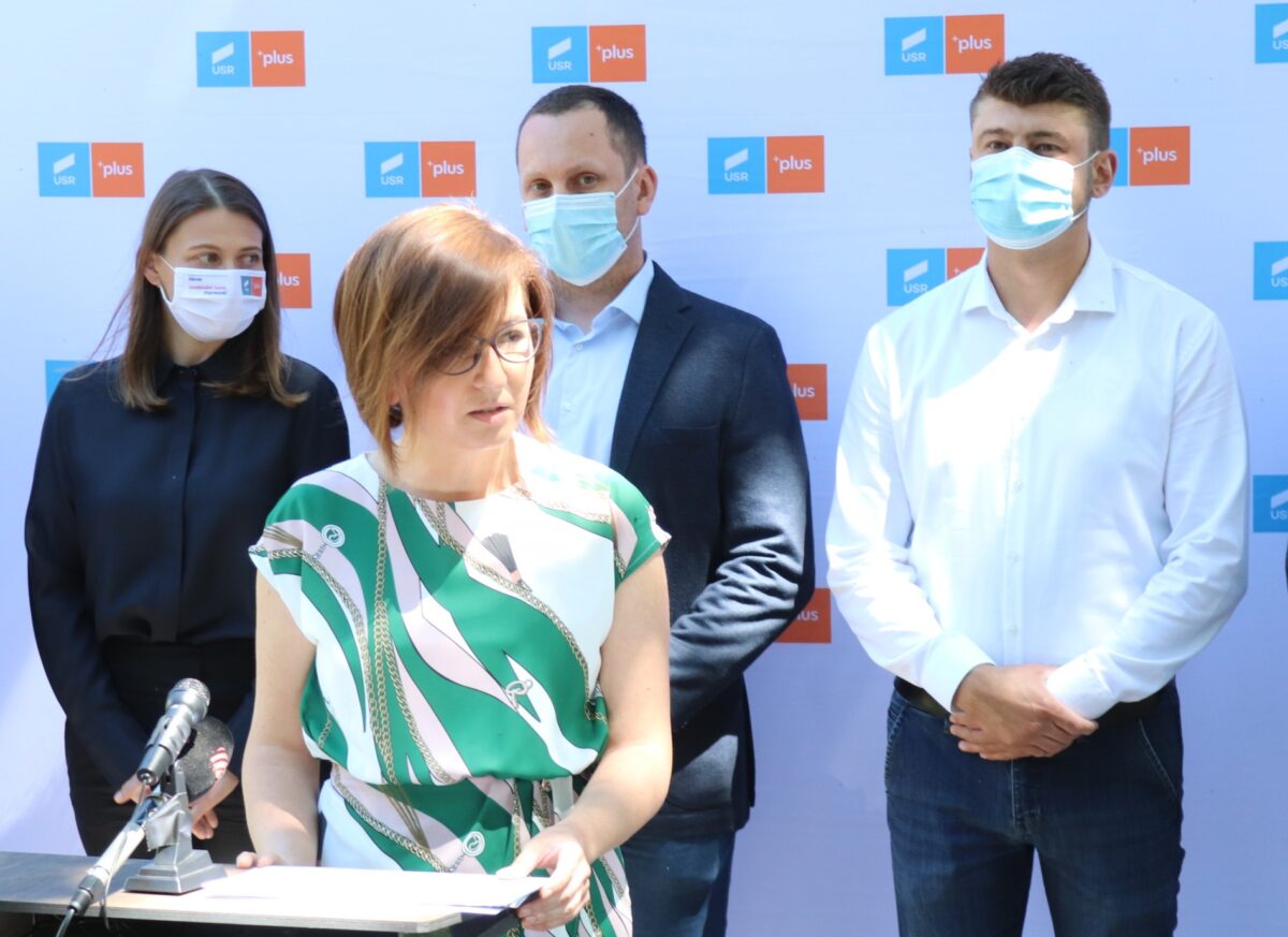 Ioana Mihăilă, pusă sub urmărire DNA, neagă că au expirat vaccinuri pe durata mandatului ei