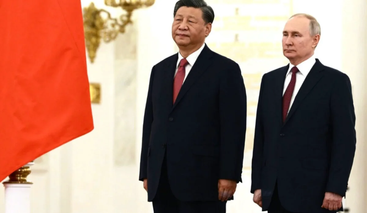 Putin şi Xi, asociați cu Barbie. Unul dintre ei va fi declarat „Personajul anului”