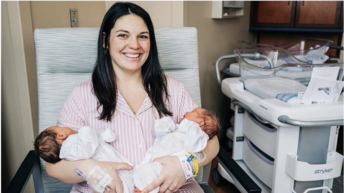 Minune medicală! O femeie cu două utere a născut doi copii în două zile consecutive
