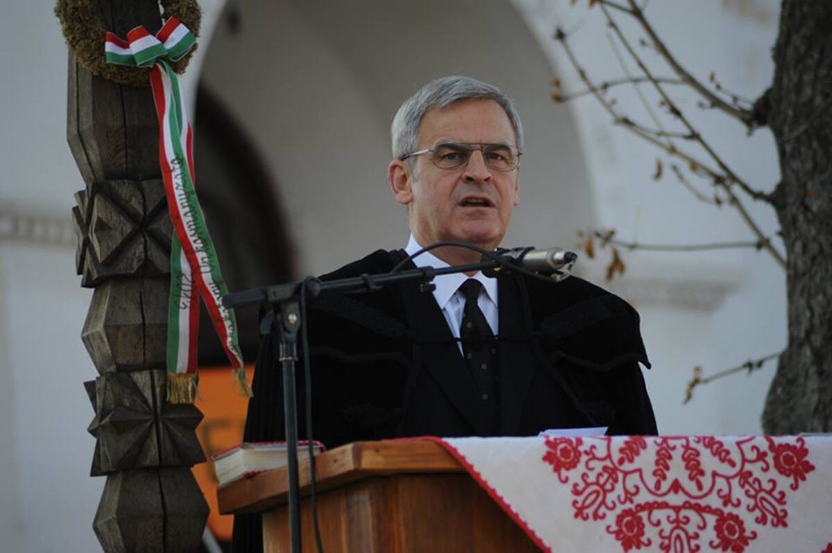 Pastorul Laszlo Tokes a câștigat procesul împotriva celor care l-au acuzat de spionaj pentru Ungaria