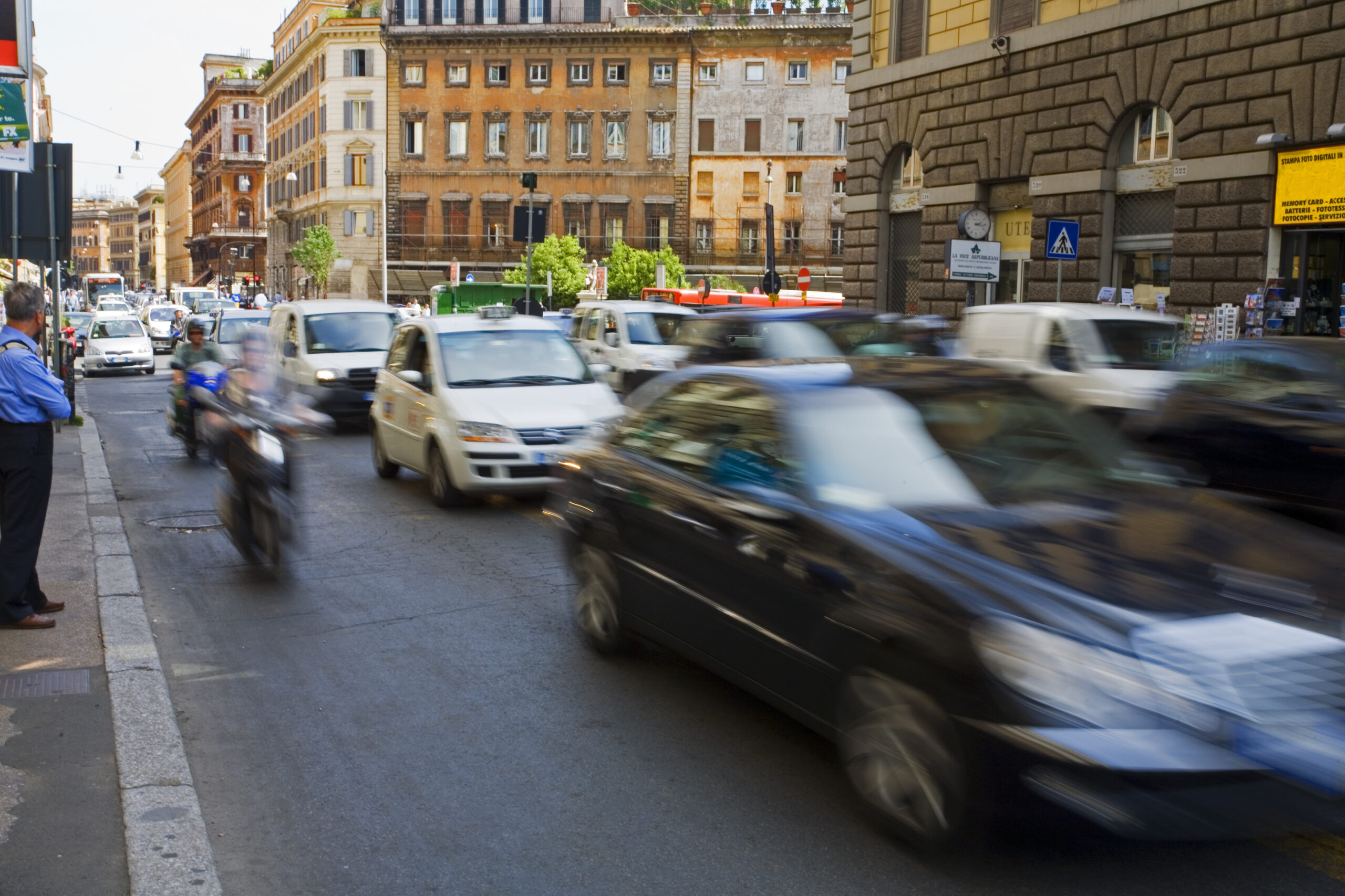 Circulație rutieră la Roma