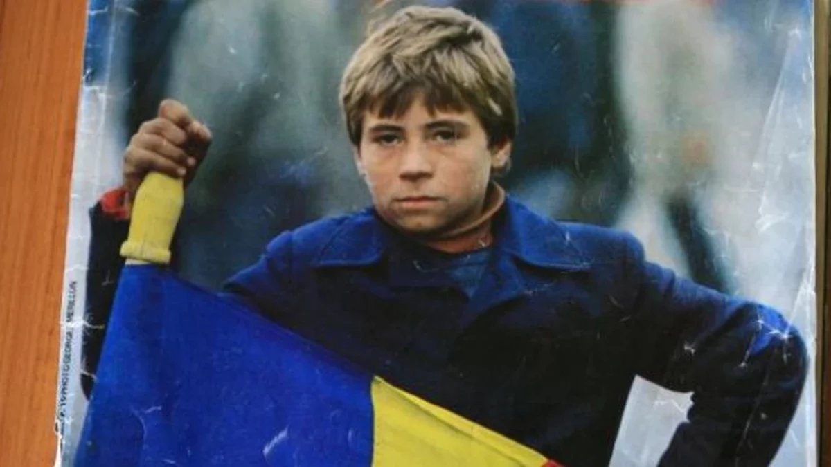 Gavroche de România. Povestea tânărului din Ilfov a cărui fotografie a făcut înconjurul lumii