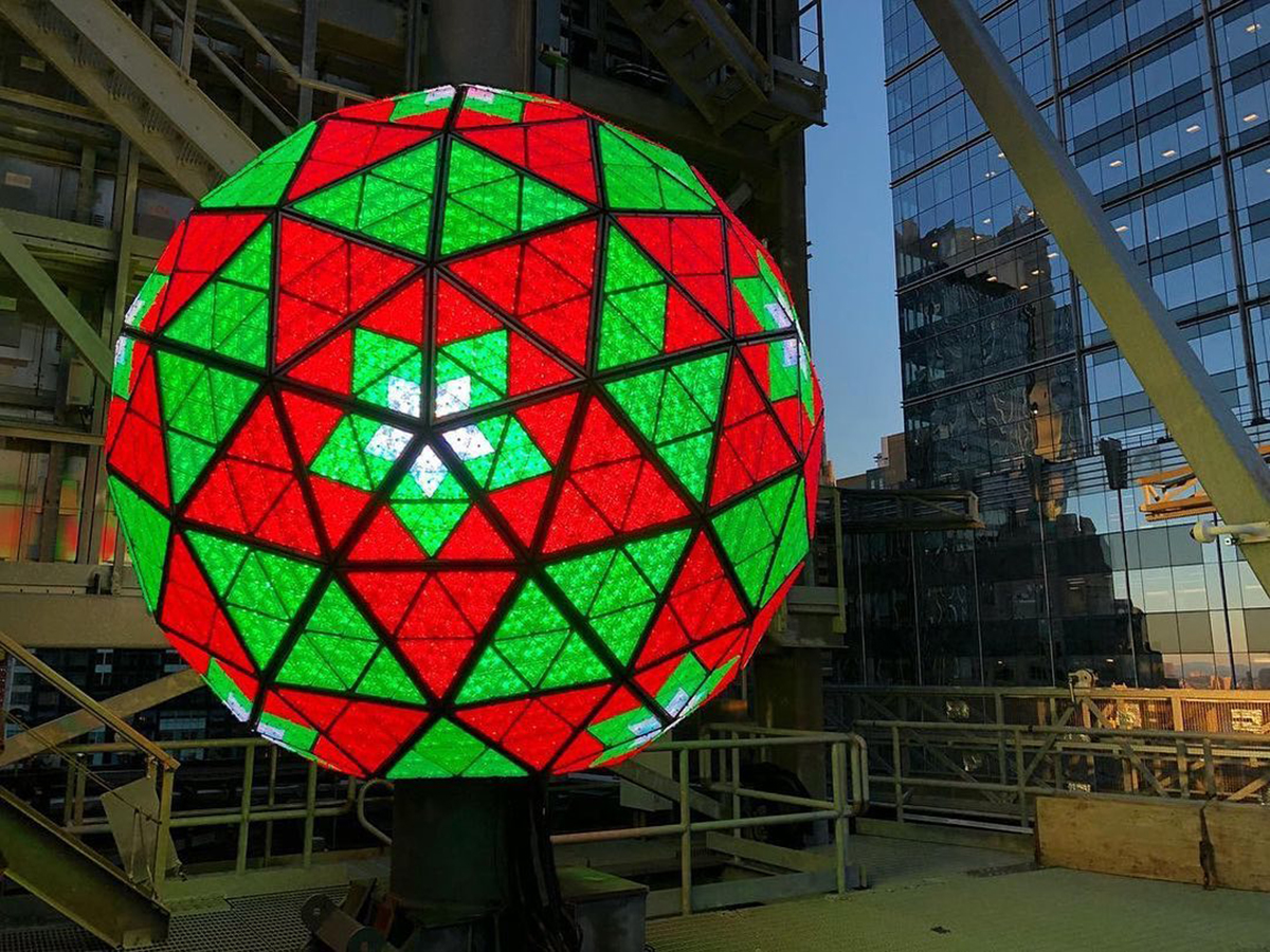 Globul din Times Square, unul dintre cele mai emblematice simboluri de Anul Nou
